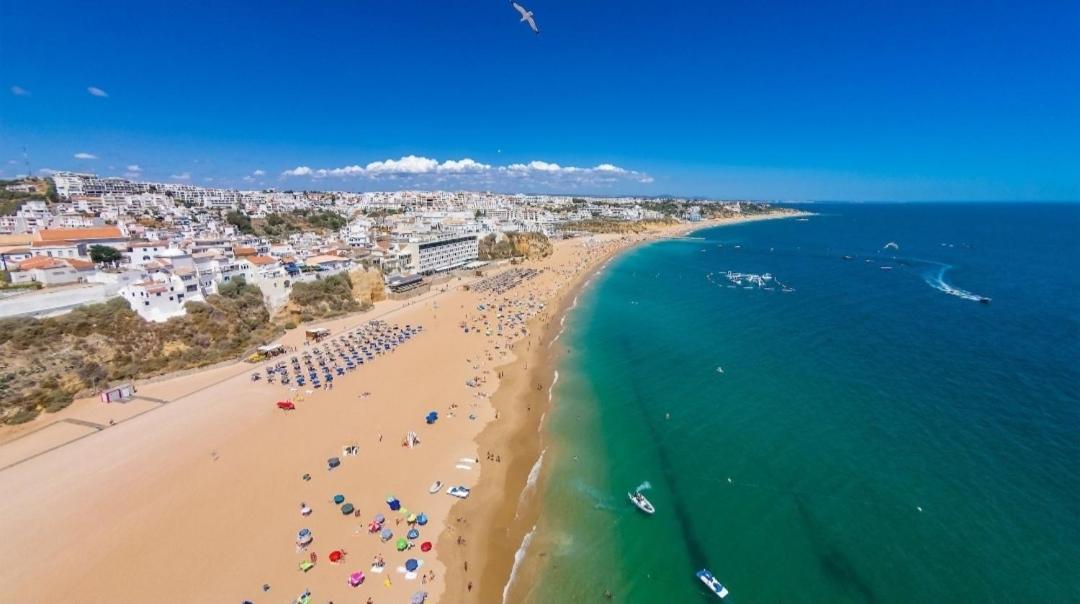 In Downtown - Villa Serenity Albufeira Buitenkant foto